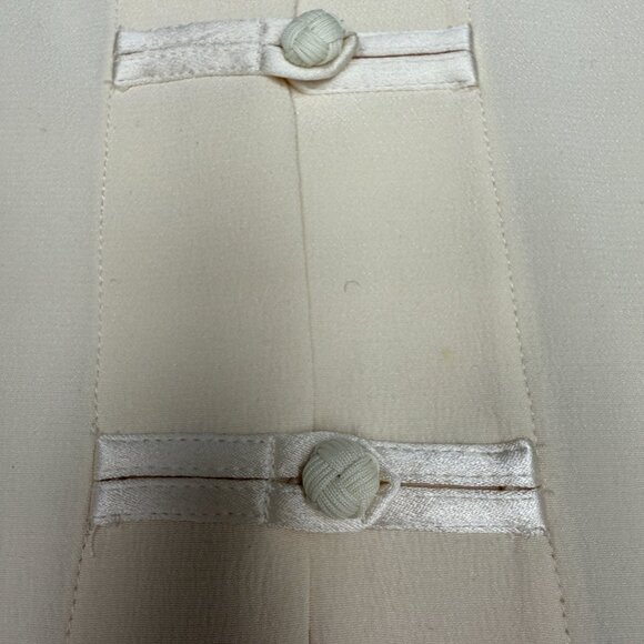 VTG Women's RENA ROWAN Asian-Style Button-Down Cream Shirt- Size 12 - Picture 5 of 11